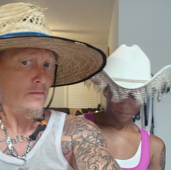 Meet your Posher, Jason - Picture 6 of 6